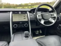 Usado Land Rover Discovery 5 SE 2022 Preto SUV