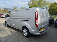 Usado Ford Transit Custom Limited 2021 Plateado Van