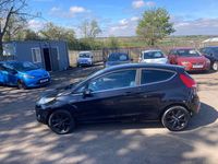 Usado Ford Fiesta Zetec 2011 Preto Citadino