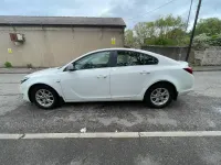 Używany Vauxhall Insignia Design Edition 2015 Biały Hatchback