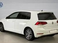 Used VW Golf VII SE 131 HP (96 kW) 2018 White Hatchback
