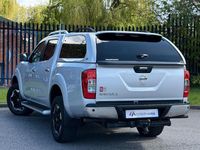 Used Nissan Navara Tekna 190 HP (139 kW) 2020 Silver Pickup