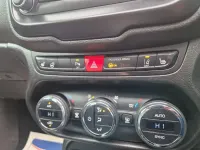 Used Jeep Renegade Limited 170 HP (125 kW) 2016 White SUV