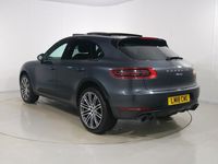 Begagnad Porsche Macan 252 HK (185 kW) 2018 Grå SUV