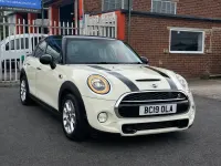 Used Mini Cooper S Classic 2019 White Hatchback
