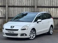 Used Peugeot 5008 2011 White MPV