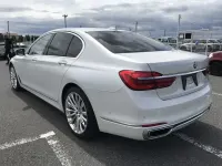 Used BMW 750 Exclusive 2018 White Sedan