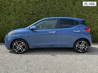 Used Hyundai i10 Premium 79 HP (58 kW) 2024 Blue Hatchback