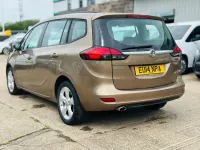 Used Vauxhall Zafira Tourer 165 HP (121 kW) 2014 Brown MPV