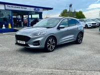 Usado Ford Kuga ST-Line X 225 CV (165 kW) 2023 Plateado SUV