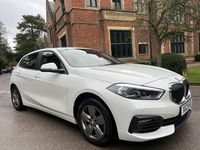Używany BMW 118 2022 Biały Hatchback