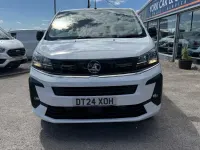 Used Vauxhall Vivaro 143 HP (105 kW) 2024 White MPV