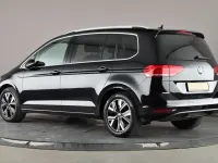 Używany VW Touran SEL 150 KM (110 kW) 2022 Czarny Minivan
