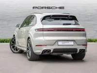 Used Porsche Cayenne 353 HP (259 kW) 2024 Beige SUV