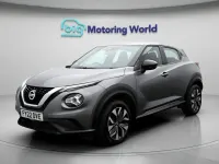 Używany Nissan Juke Acenta 114 KM (83 kW) 2022 Szary SUV