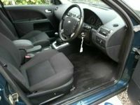 Begagnad Ford Mondeo 2005 Halvkombi