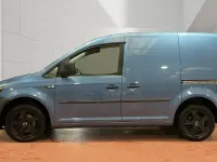 Begagnad VW Caddy Startline 102 HK (75 kW) 2016 Blå Minibuss