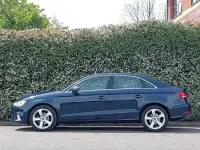 Usado Audi A3 Sport 116 HP (85 kW) 2017 Azul Sedan
