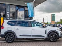 Used Dacia Jogger Extreme 110 HP (80 kW) 2024 White MPV