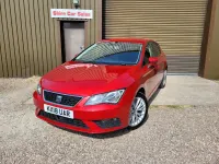 Used Seat Leon SE Dynamic 2018 Red Hatchback