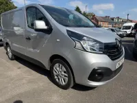 Used Renault Trafic 2017 Silver MPV
