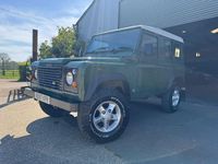 Usado Land Rover Defender 90 HP (66 kW) 1997 Verde