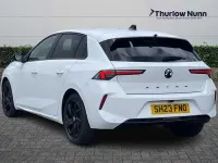 Used Vauxhall Astra S 130 HP (95 kW) 2023 White Hatchback