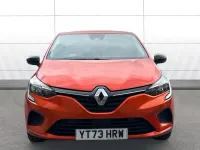 Used Renault Clio Evolution 90 HP (66 kW) 2023 Orange Hatchback