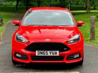 Used Ford Focus ST 250 HP (183 kW) 2015 Red Hatchback