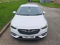 Używany Vauxhall Insignia Sport 167 KM (122 kW) 2017 Biały Hatchback