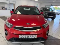 Used Kia Stonic 100 HP (73 kW) 2019 Red SUV