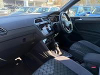 Used VW Tiguan R-line 150 HP (110 kW) 2023 White SUV