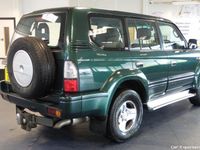Used Toyota Land Cruiser 161 HP (118 kW) 2002 SUV