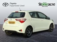 Used Toyota Yaris 111 HP (81 kW) 2019 White Hatchback