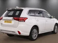 Used Mitsubishi Outlander P-HEV 224 HP (164 kW) 2020 White Estate