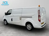 Used Ford Transit Custom Limited 130 HP (95 kW) 2022 White Van