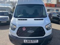 Usado Ford Transit 131 HP (96 kW) 2019 Branco Van