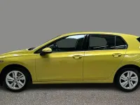 Used VW Golf VIII Life 150 HP (110 kW) 2023 Yellow Hatchback