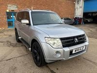Used Mitsubishi Shogun 197 HP (144 kW) 2011 Silver SUV