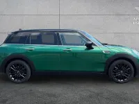 Used Mini Cooper Clubman Classic 134 HP (98 kW) 2023 Green Estate