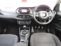 Used Fiat Tipo Lounge 95 HP (69 kW) 2017 White Hatchback