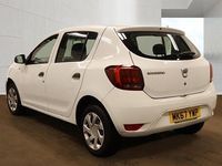 Begagnad Dacia Sandero Ambiance 2017 Vit Halvkombi