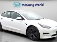 Used Tesla Model 3 Standard Range Plus 222 kW (302 HP) 2021 White Sedan