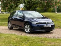 Used VW Golf VIII Life 150 HP (110 kW) 2023 Blue Hatchback