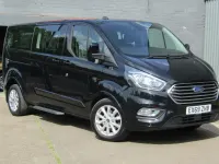 Begagnad Ford Tourneo Custom Titanium 130 HK (95 kW) 2019 Svart Van