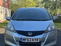 Second-hand Honda Jazz ES 99 CP (72 kW) 2013 Argintiu Hatchback