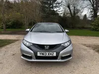 Käytetty Honda Civic 2013 Hopea Viistoperä