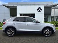 Used VW T-Roc Active 110 HP (80 kW) 2022 White silver SUV