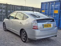 Usado Toyota Prius T4 76 CV (55 kW) 2008 Plateado Utilitario