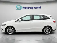 Used Mercedes B180 134 HP (98 kW) 2019 White Hatchback